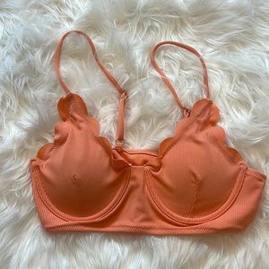 Clamshell shapes bralette, orange-salmon color, size S, never worn
